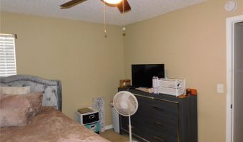 345 LAKEPOINTE Dr 204, Altamonte Springs, FL 32701