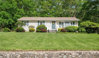 70 High Ridge Dr, Cumberland, RI 02864