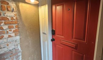 15 Ten Broeck St Garden, Albany, NY 12210