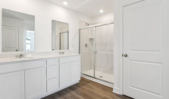 8080 Wesleyan Dr, Avon, IN 46123