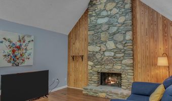 5 Fairway Dr, Arden, NC 28704