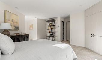 3936 Holden Dr, Ann Arbor, MI 48103