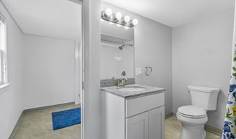 190 Maple St, Branford, CT 06405