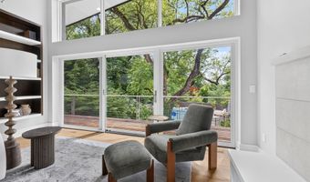 1980 Hillside Dr, Columbus, OH 43221