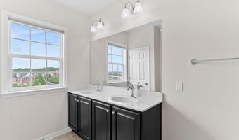 42703 WARDLAW Ter, Ashburn, VA 20147