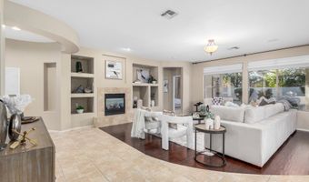 854 E AQUARIUS Pl, Chandler, AZ 85249