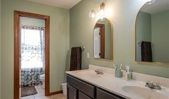 1502 Brookdale Dr, Atchison, KS 66002