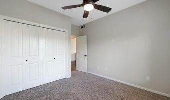 2132 N Stonegate Cir, Andover, KS 67002