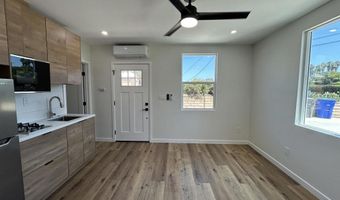 2501 Davis Ave, Carlsbad, CA 92008