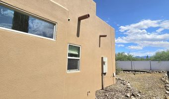 3173 W Green Park Dr, Benson, AZ 85602