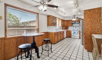 409 PACIFIC Ave, Brookings, OR 97415