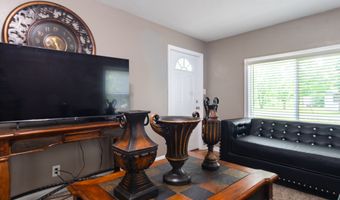 2011 Rosewood Ave, Anderson, IN 46011