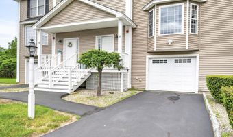 15 Shaker Heights Ln, Chester, NH 03036