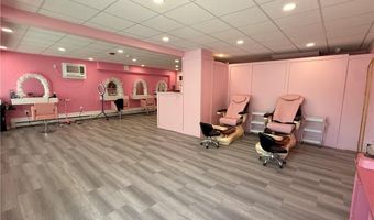 1289 Cranston St, Cranston, RI 02920