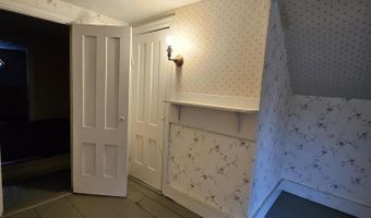 103 4th St, Bangor, ME 04401