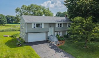 16 Driscoll Rd, Branford, CT 06405