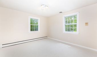 9 Heather Ln, Burlington, CT 06013