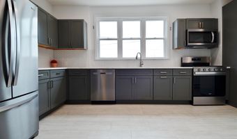 92 E 21ST St, Bayonne, NJ 07002