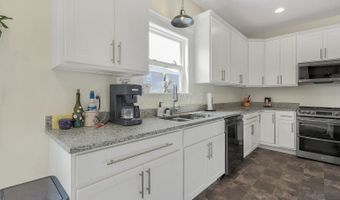 20 Thoreau Dr, Ashville, OH 43103
