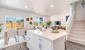 2988 T St, Springfield, OR 97477