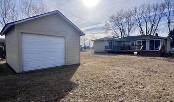 609 5th Ave, Ackley, IA 50601