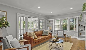 714 Oneida Pl, Madison, WI 53711