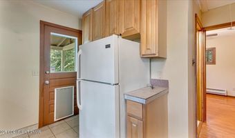 151 Route 940, Blakeslee, PA 18610