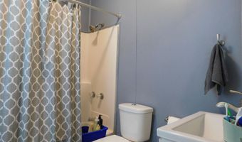 110 E Orchard St, Akron, IN 46910