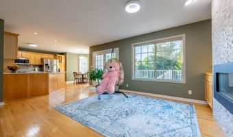 2321 Sundown Dr, Ames, IA 50014
