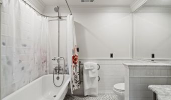 3721 SISKIYOU Hwy, Ashland, OR 97520