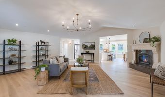 121 Day Valley Ln, Aptos, CA 95003