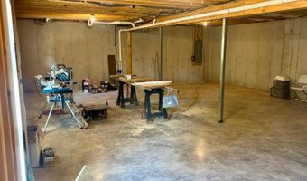 464 Bellview Rd, Appomattox, VA 24522