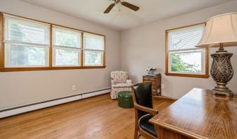 10 Springdale Gardens Rd, Andover, NJ 07821