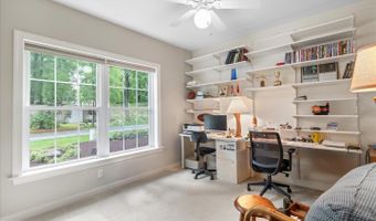 11 BURR HILL Dr, Berlin, MD 21811