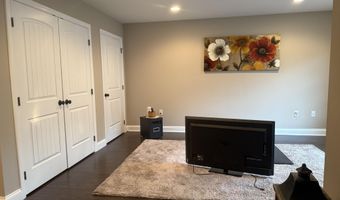102 Beckman Dr, Altoona, PA 16602