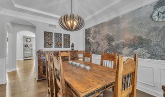 1091 Green Rd, Ann Arbor, MI 48105