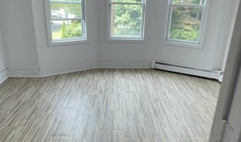 14 Lester St 2L, Ansonia, CT 06401