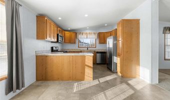 1406 East Dr, Alden, NY 14004
