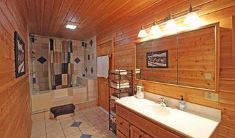 7750 Pine Rd, Arena, WI 53503