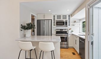 13 Long Ridge Rd, Acton, MA 01720