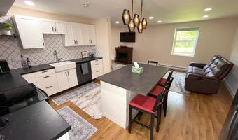 20 Occoquan Trl, Albrightsville, PA 18210