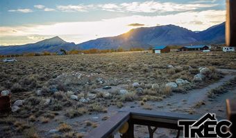 11 Battlefield Trl, Clark, WY 82435