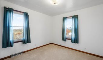 275 Hallam Rd, Amwell, PA 15301