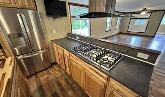 200 Caroline Ave, Altoona, PA 16602
