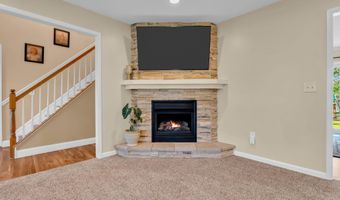 65 Serpentine Dr, Bayville, NJ 08721