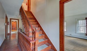 873 Hurricane Mountain Rd, Bartlett, NH 03812