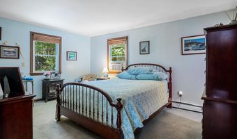 32 Island Pond Rd, Atkinson, NH 03811