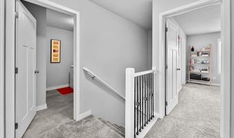 225 NE Glendale Ln, Ankeny, IA 50021