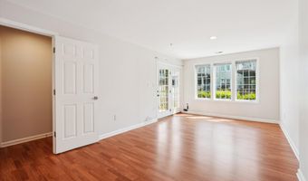 518 WINDING ROSE Dr, Rockville, MD 20850