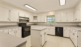 506 Coy Due Rd, Apple Springs, TX 75926